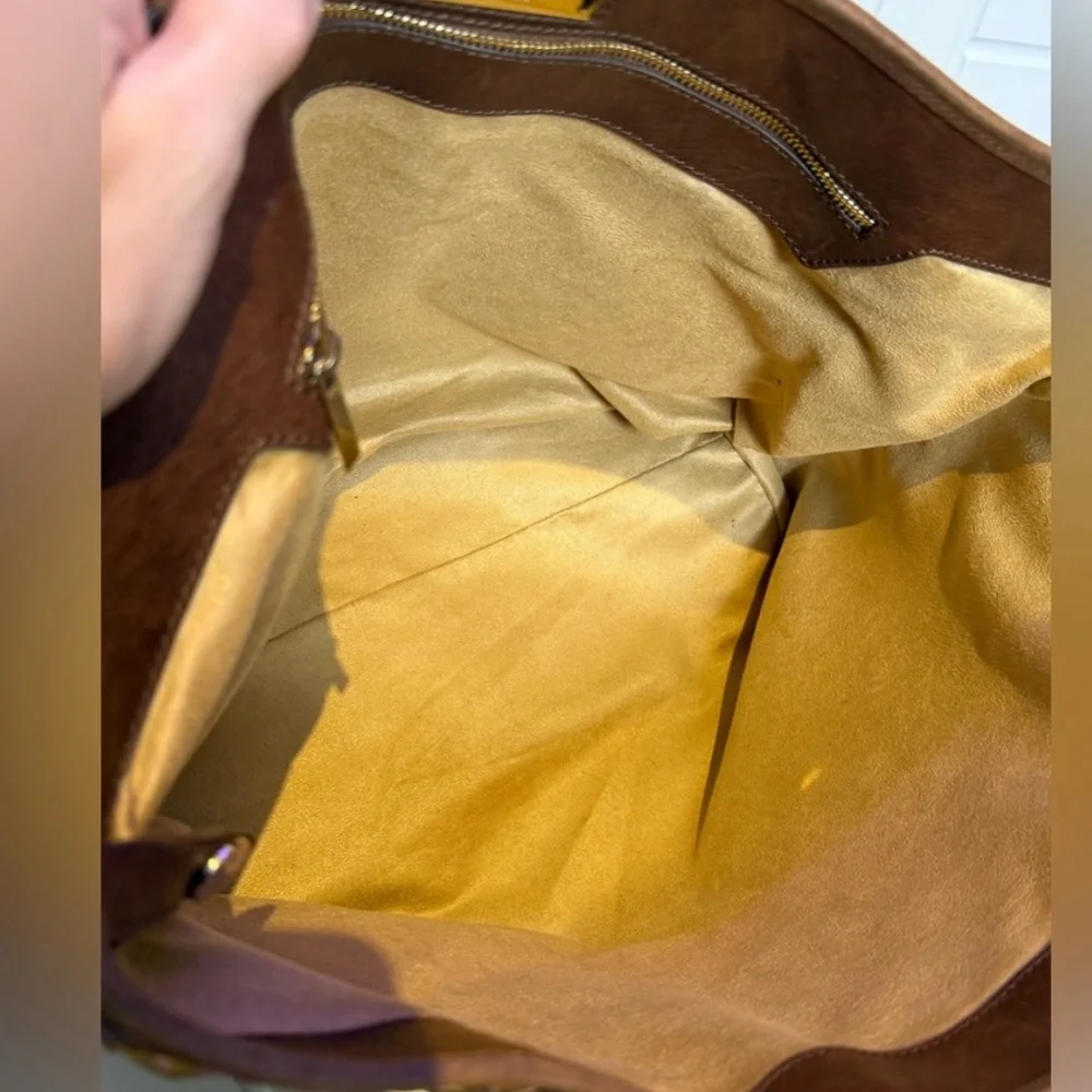 042. Jimmy Choo Star Studded Leather Shoulder Tote Bag